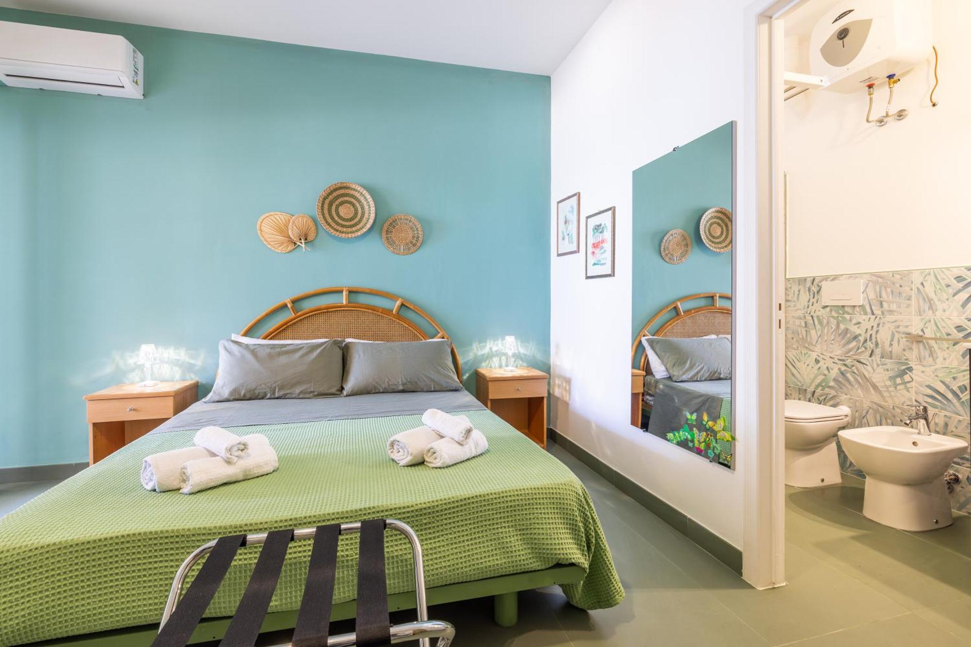 Luxury Suites & Apartment Con Accesso Alla Spiaggia E Parcheggio Privato - Vista Mare Lido Conchiglia Kamer foto